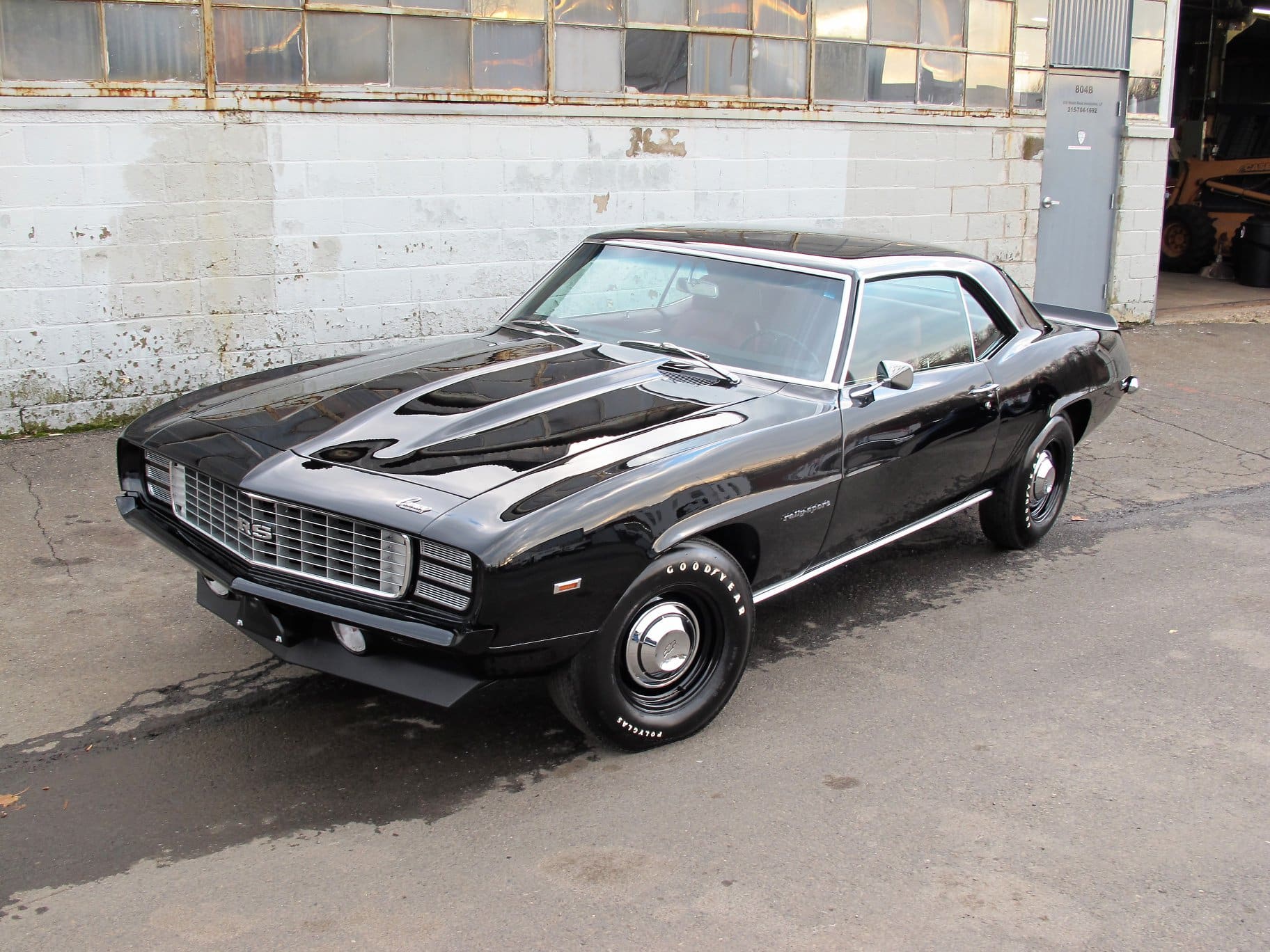 Read more about the article Why are Americans so Obsessed With the 1969 Camaro?
