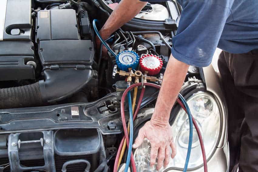 You are currently viewing How to Check if Your Radiator is Leaking