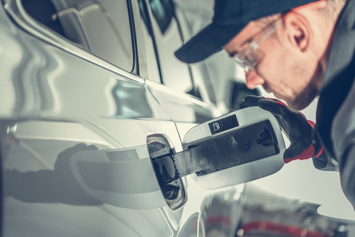 When and Why You Should Have a Fuel System Service on Your Vehicle